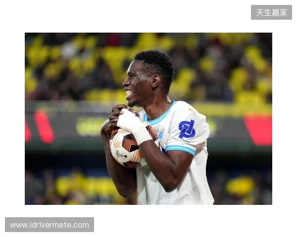 水晶宫vs狼队：迪恩-亨德森、伊斯梅拉-萨尔首发，若泽-萨、乌戈-布埃诺出战